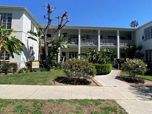 1340 N. June St/6616-6622 De Longpre Ave. property